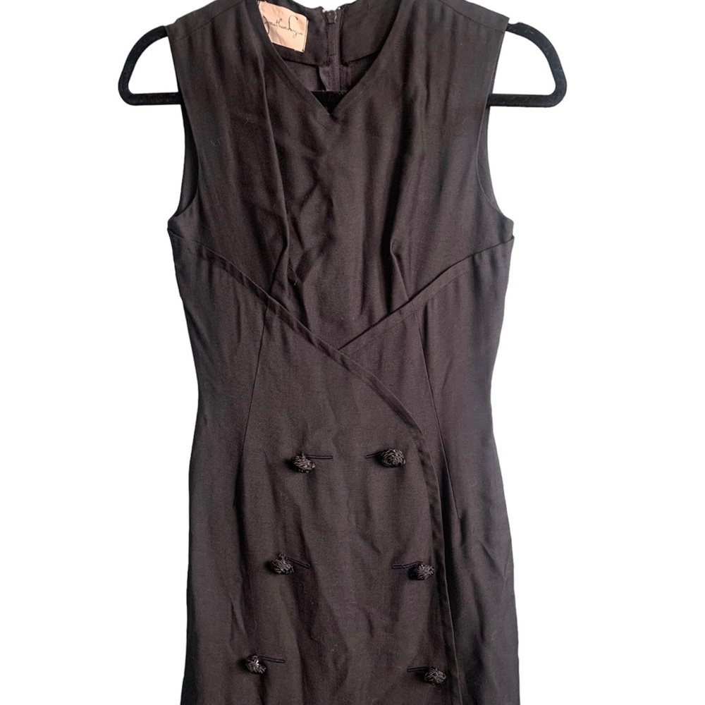 LOGAN Shift Dress